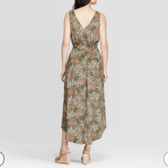 Tropical Print Maxi Dress - Picture 2 of 5